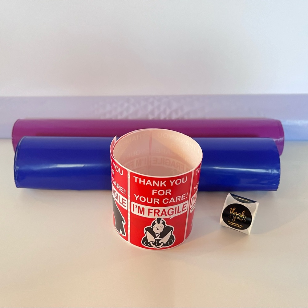50 Polymailers in 3 sizes with bonus stickers